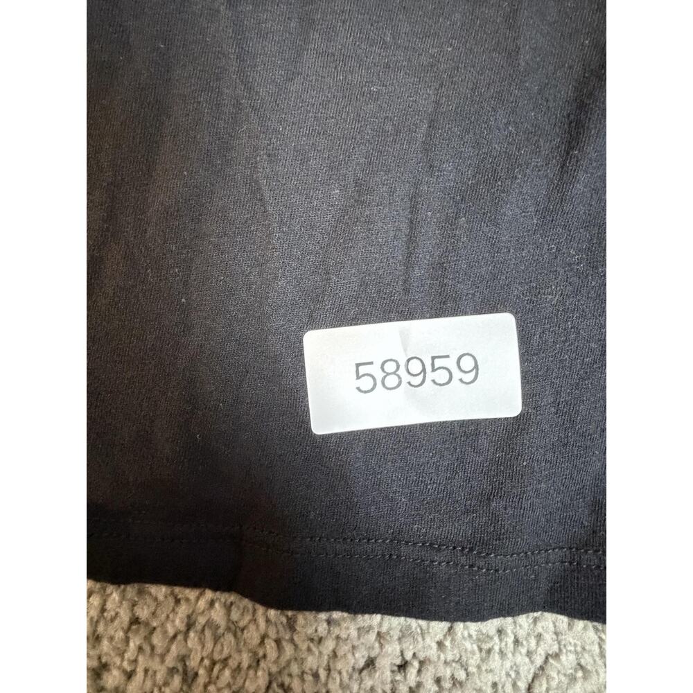 Guess Shirt Mens L Black Rose Graphic Crew Neck Cotton Jersey Lightweight - Picture 9 of 9